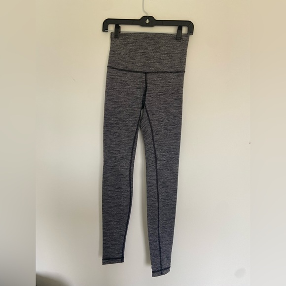 Lululemon High Rise Heather Grey Tights - Picture 3 of 3